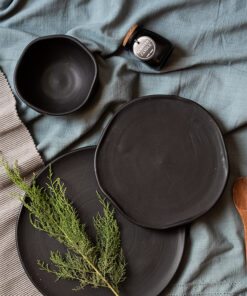 Dark Kisses Dinnerware SET